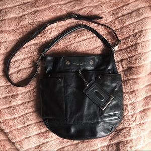 *TEMP SALE* Marc Jacobs leather crossbody black